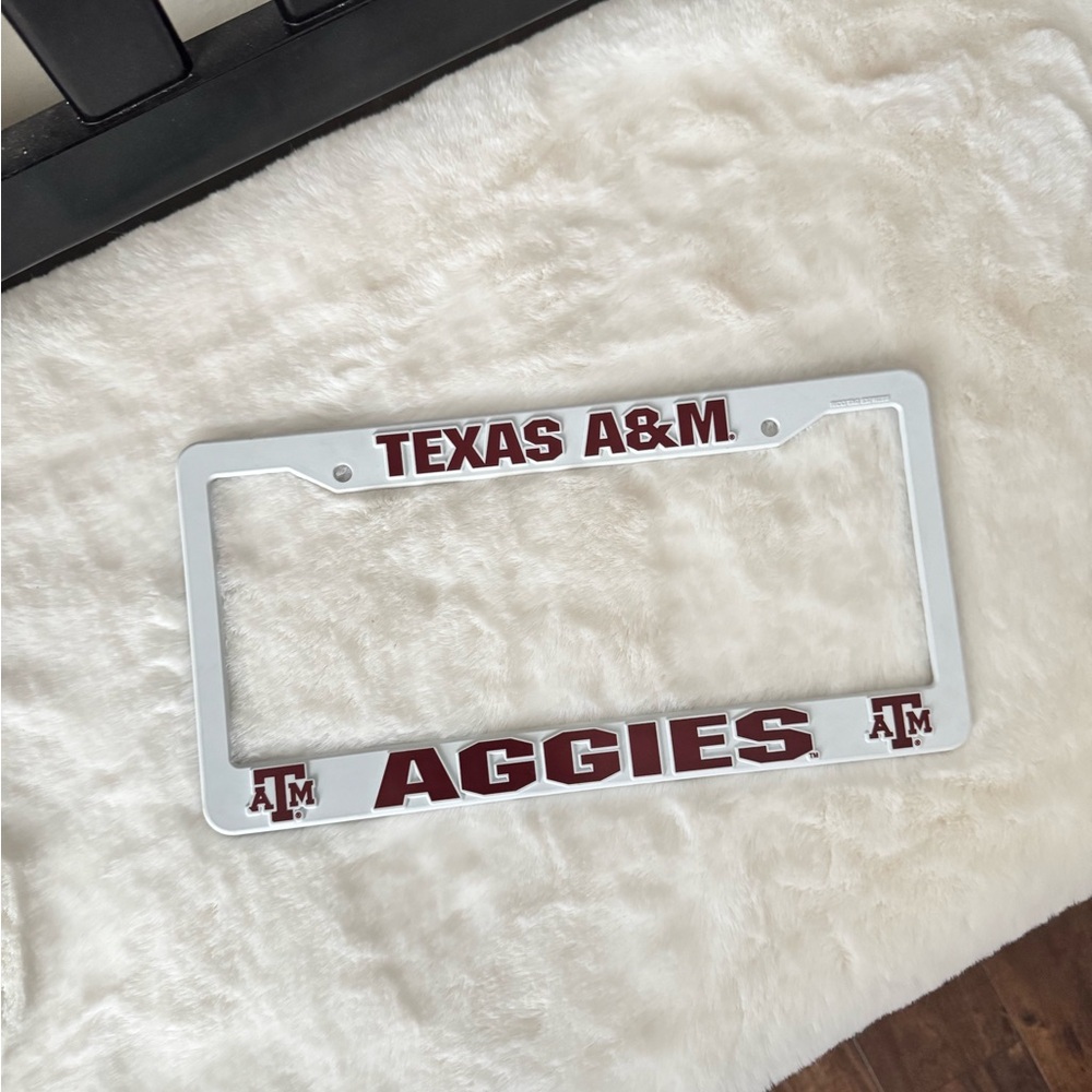Texas A&M Aggies Maroon and White License Plate Frame